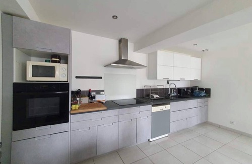 Blere House | House with shared pool & close to the Loire castles & Beauval Zoo