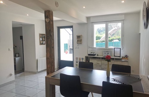 Blere House | House with shared pool & close to the Loire castles & Beauval Zoo