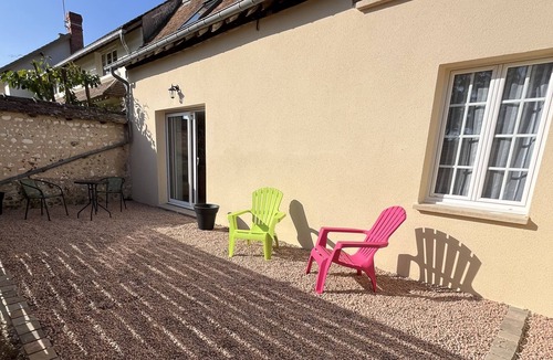 Acquigny House | House with spa and terrace - village with amenities on foot