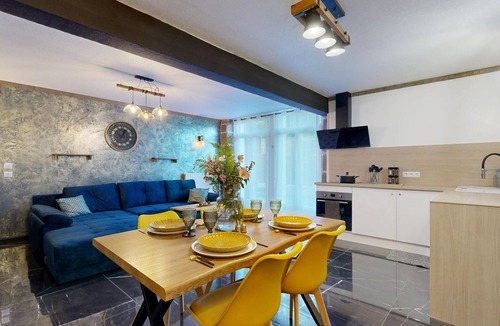 Lissac-sur-Couze House | House with Spa and Private Sauna