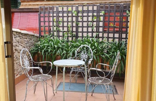 Peratallada House | House with space, lots of light and charm