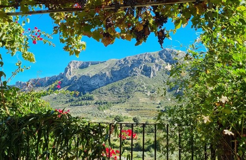 Benissili House | House with spectacular mountain views.