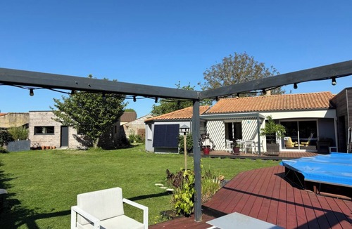 Sainte-Pazanne House | House with swimming pool between Nantes and Pornic
