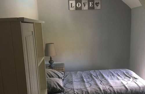 Belabre House | House with swimming pool