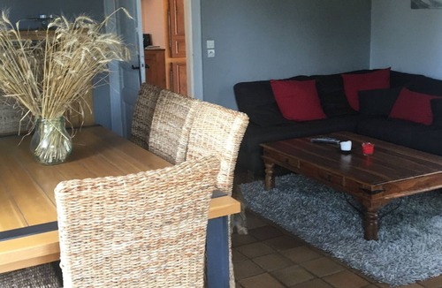 Belabre House | House with swimming pool