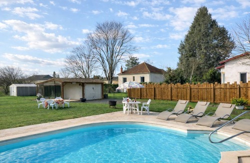 Eymet House | House with swimming pool 5 minutes from the center of Eymet