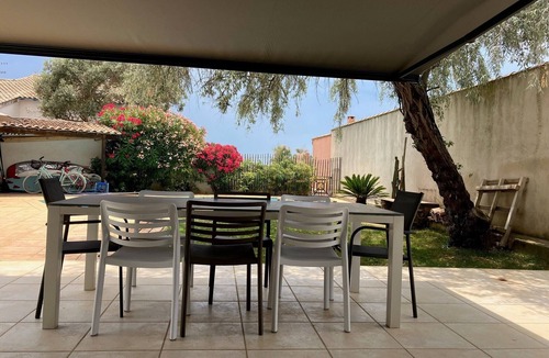 Perols House | house with swimming pool, in very quite quarter.