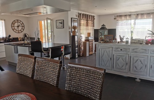 Abeilhan House | house with swimminig pool