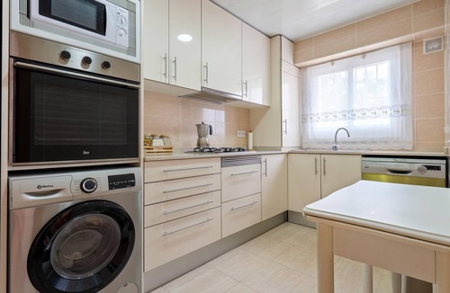 Cunit Villa | House with terrace and parking 150m beach