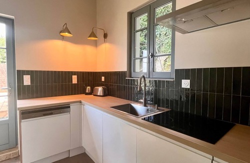 Gourdon House | House with view over the valley