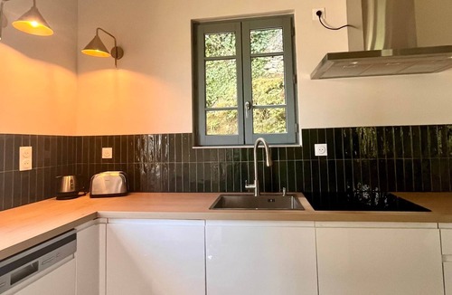 Gourdon House | House with view over the valley