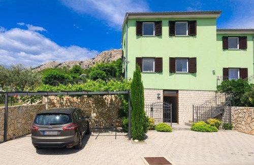Jurandvor Apartment | House Zrile with garden and jacuzzi