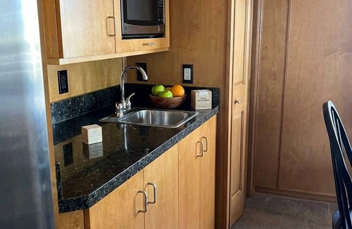 Geneva Boat Rental | Houseboat on the Erie Canal - Hot Tub, Slide, Near Seneca Lake