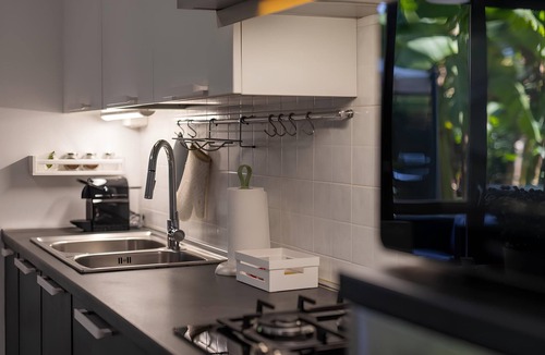 Trezzano sul Naviglio Apartment | HouseGardenMilano- Near Fiera and Humanitas and San Carlo Hospitals (parking space)