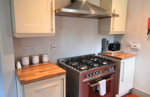 Thornton Hough Cottage | Housekeepers Cottage