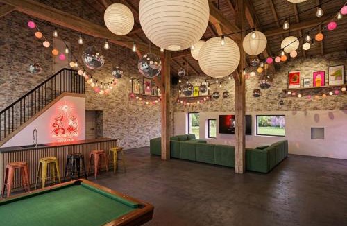 Saint-Pierre-sur-Dropt House | Housepark Duras 45 Guests Padel 2 Pools in&out Pyrenees Views