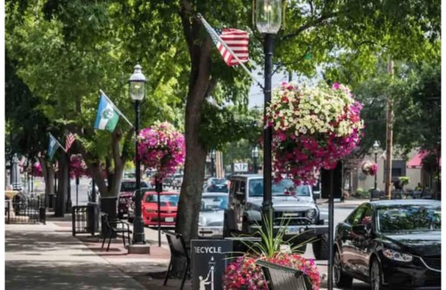 Urbancrest House | Housepitality - The Blissful Abode