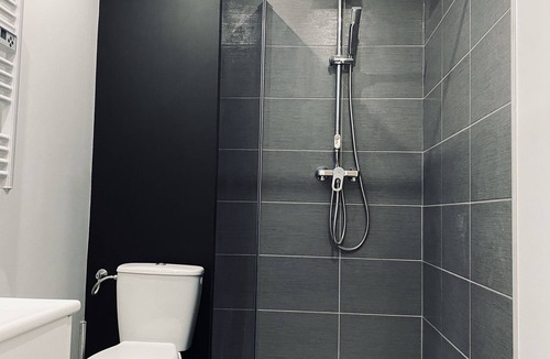 Valenciennes Apartment | Housing 6
