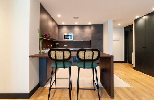 Castillejos Apartment | Housing Castellana by Sharing Co