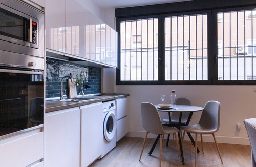 Almenara Apartment | Housing Simancas by Sharing Co