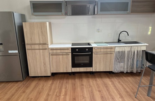 Cestas Condo | Housing, with Gardener