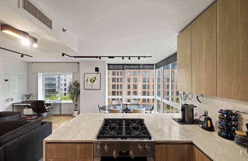 Lower East Side Condo | Houston by Rove Travel Patio & Shared Rooftop