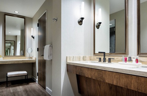 Spring Hotel | Houston Cityplace Marriott at Springwoods Village