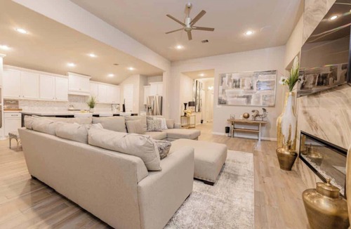 Richmond House | Houston Luxury Vibes w/Private Pool & Spa!