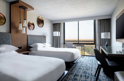 Southeast Houston Hotel | Houston Marriott South at Hobby Airport