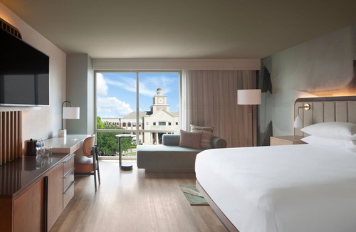 Sugar Land Hotel | Houston Marriott Sugar Land