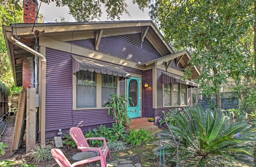 Montrose Cottage | Houston Montrose Home: Walk to Bars & Restaurants!