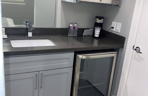 East Downtown Houston House | Houston Private Suite East Downtown Welcome FIFA fans!
