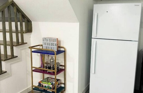 Northeast Houston House | Houston's Colorful Getawaynn