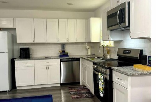 Northeast Houston House | Houston's Colorful Getawaynn