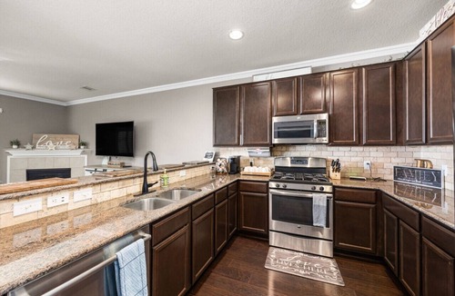 Cypress House | Houston Staycation Heated Pool Theater Room Family