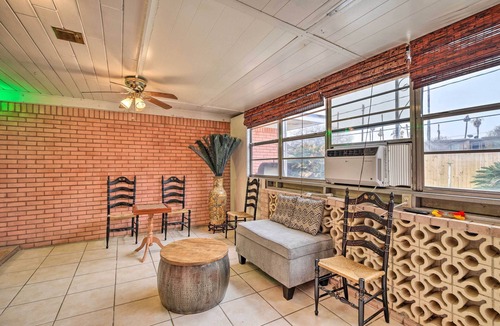 Southeast Houston Cottage | Houston Vacation Rental w/ Private Yard!