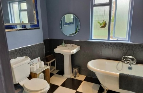 Hove House | Hove Spacious Victorian Maisonette