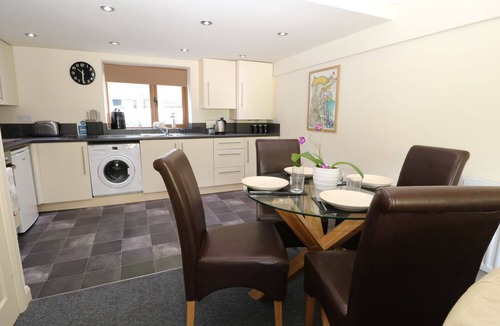 Cragg Vale Cottage | Hove Wood View