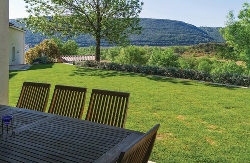 Prades-sur-Vernazobre House | How can you resist this fabulous vacation home with private pool in Hérault.
