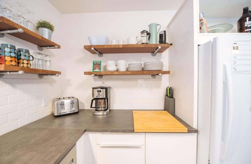 Baileys Harbor House | Howard House - Downtown Baileys Harbor