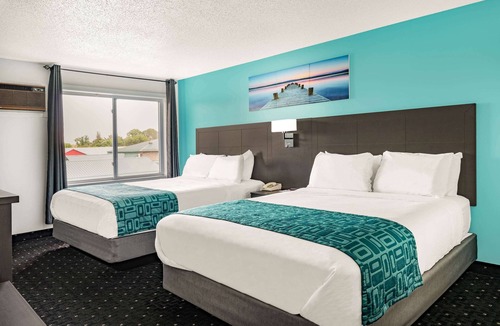 Gananoque Hotel | Howard Johnson by Wyndham Gananoque