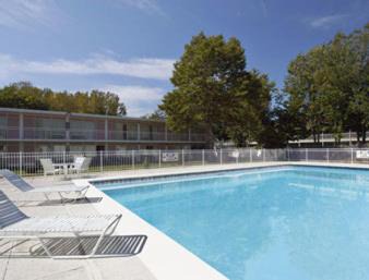 Colonie Hotel | Howard Johnson by Wyndham Albany