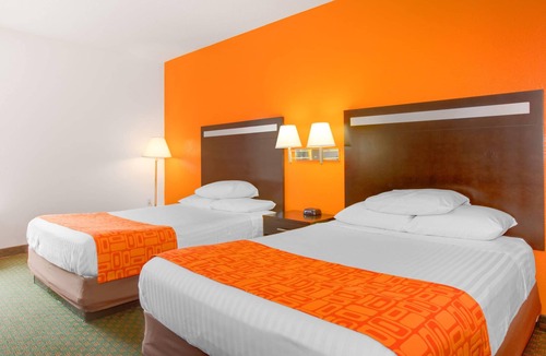 Beckley Hotel | Howard Johnson by Wyndham Beckley