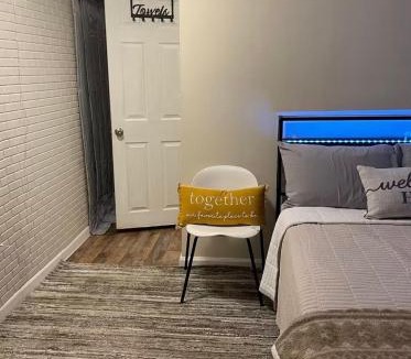 Northeast Philadelphia House | Howard Luxury 4