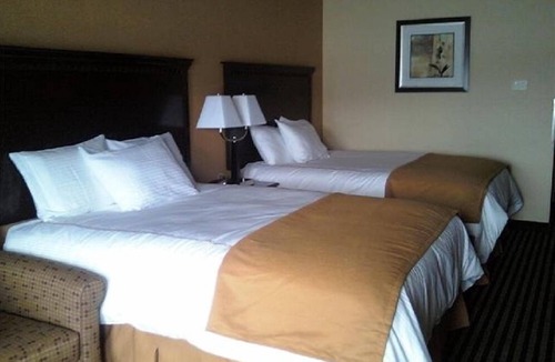 Pateros Hotel | Howards On The River