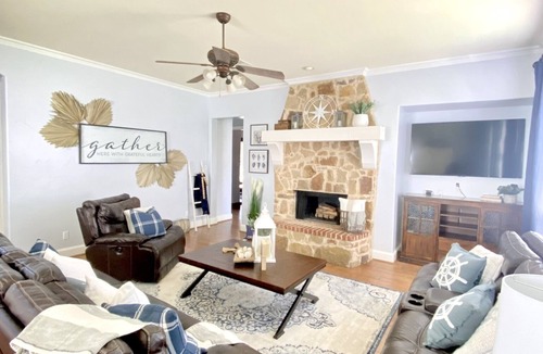 Northwest Carrollton House | Howdy Beach House