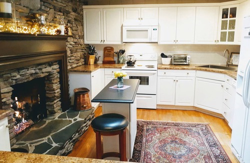 Winston - Salem Cottage | howdy doody