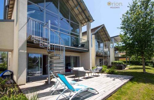 Malmesbury House | Howells Mere 70, Sunnybank