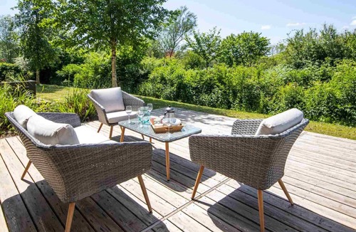 Malmesbury House | Howells Mere 70, Sunnybank