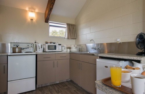 Howick Hotel | Howick Motor Lodge